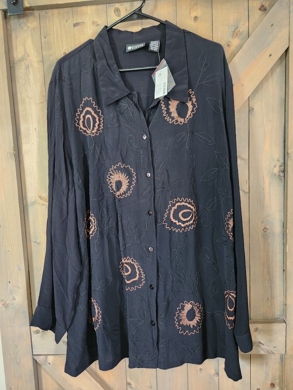 Maggie Barnes Embroiderd Viscose Button Front Tunic 2X NWT
